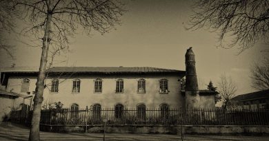 ساختمان فلاطوری